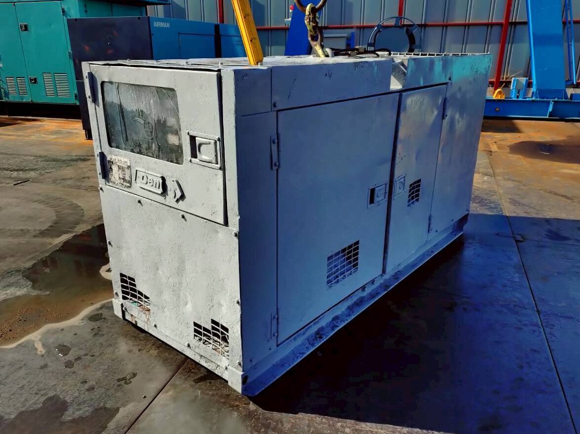 中古発電機 DCA-60SPI #230-1